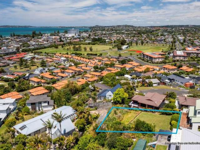 Land for sale in Orewa