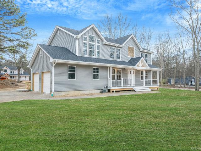 House for sale in Centereach, New York