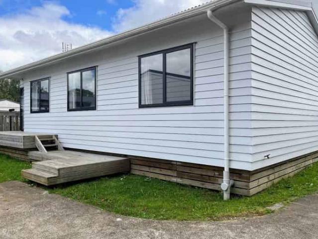 House for rent in Awhitu, Oroua County