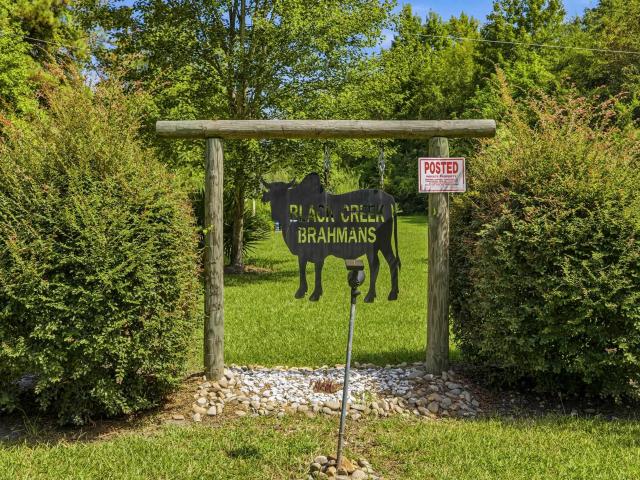 House for sale in Nichols, South Carolina