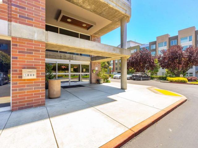 Condo for sale in Emeryville, California