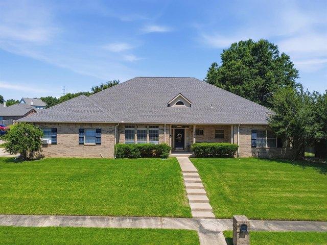 House for sale in Broken Arrow, Oklahoma
