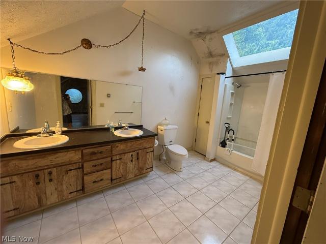 House for sale in Amherst, Ohio