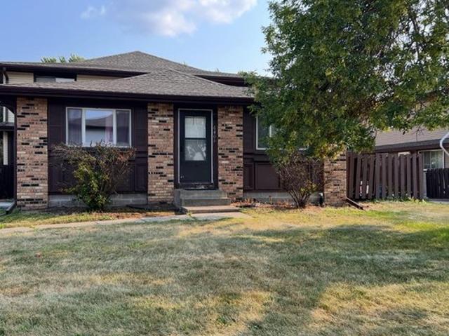 Townhouse for sale in Brooklyn Park, Hennepin County