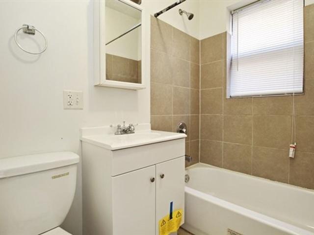 Apartment for rent in Chicago Park, Illinois