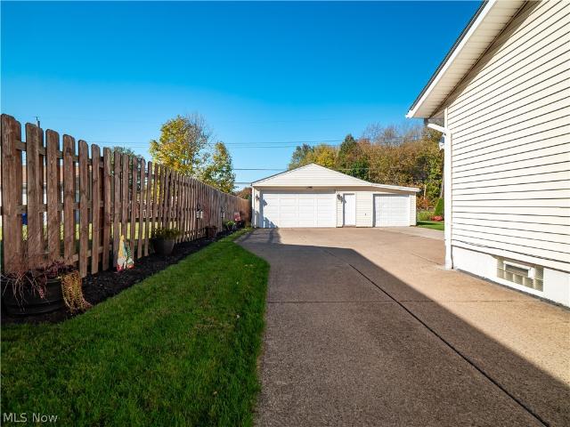 House for sale in Brook Park, Cuyahoga County