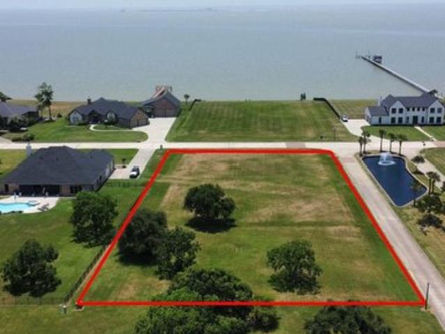 Land for sale in Chambers, Texas