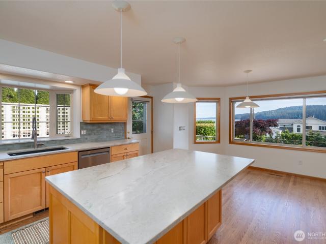 House for sale in Dewey, Anacortes