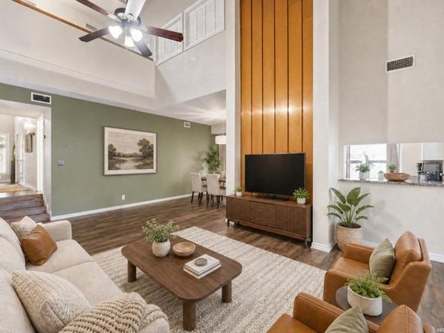 Townhouse for sale in Leesville, Texas