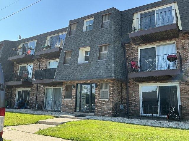 Condo for sale in Worth, Illinois