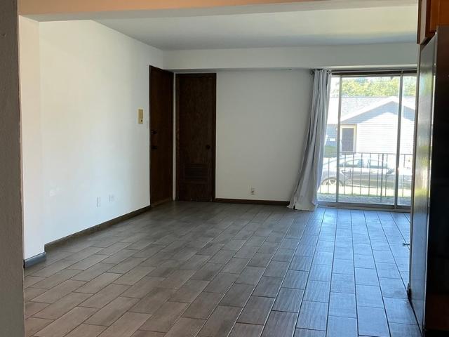 Condo for sale in Worth, Illinois