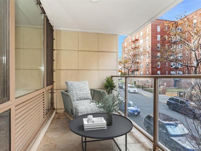Condo for sale in Queens, Arverne