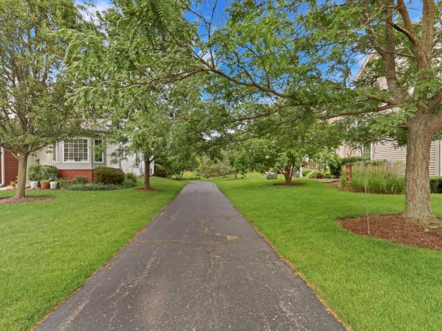 Townhouse for sale in Gurnee