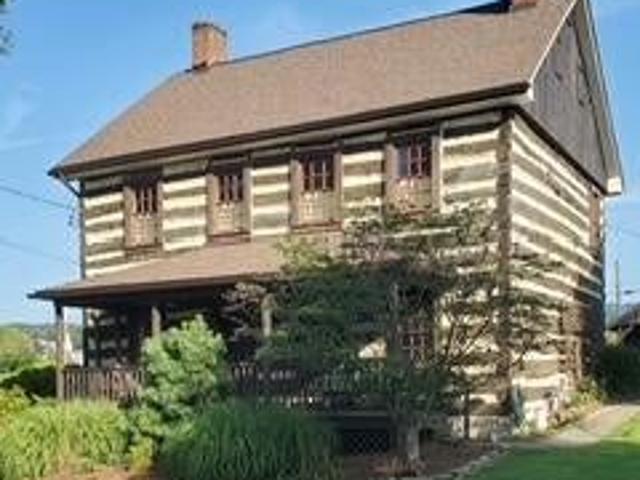 House for sale in Bedford, Pennsylvania