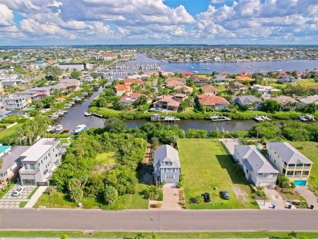 Land for sale in Apollo Beach, Florida