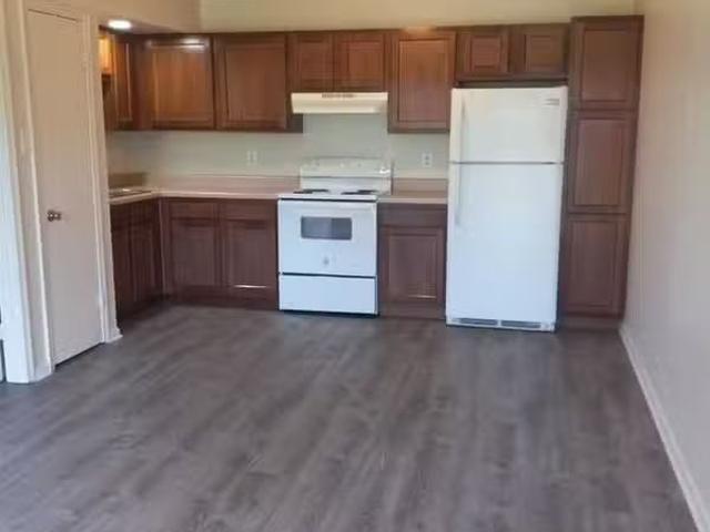 Condo for rent in Taylor