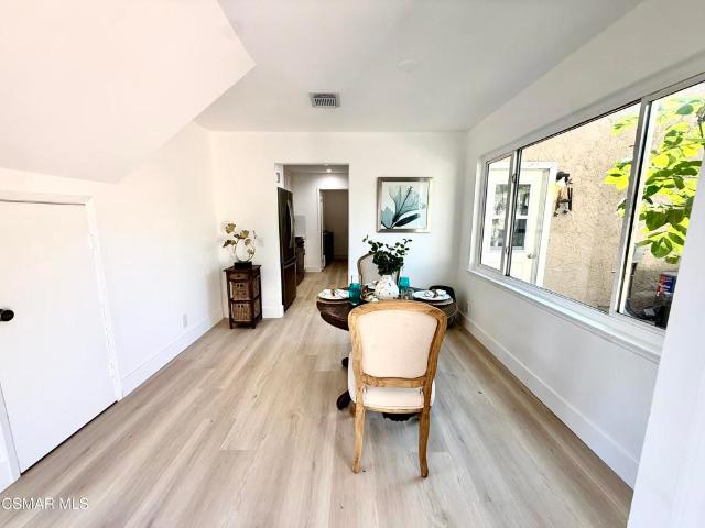 Townhouse for sale in Moorpark, California