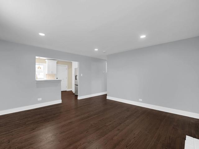 House for sale in Burbank, Illinois