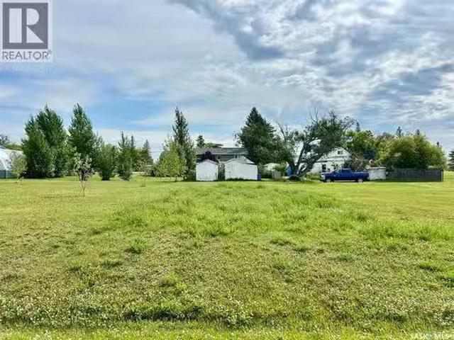 House for sale in Zenon Park, Saskatchewan