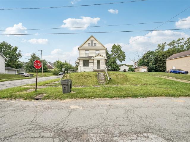 House for sale in Youngstown, Ohio