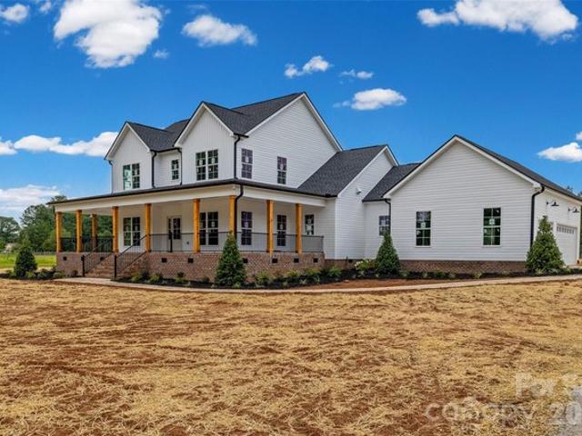 House for sale in Fort Lawn, South Carolina