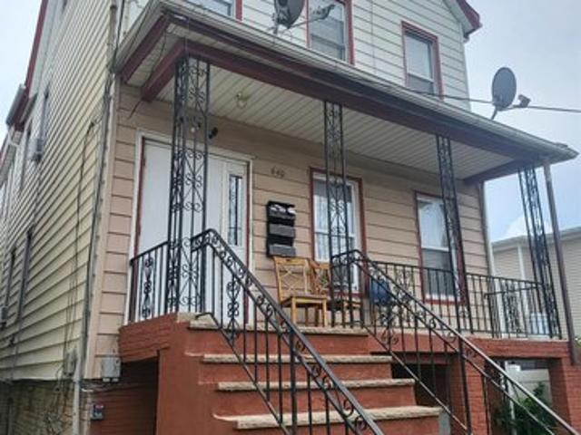 House for sale in Perth Amboy, New Jersey