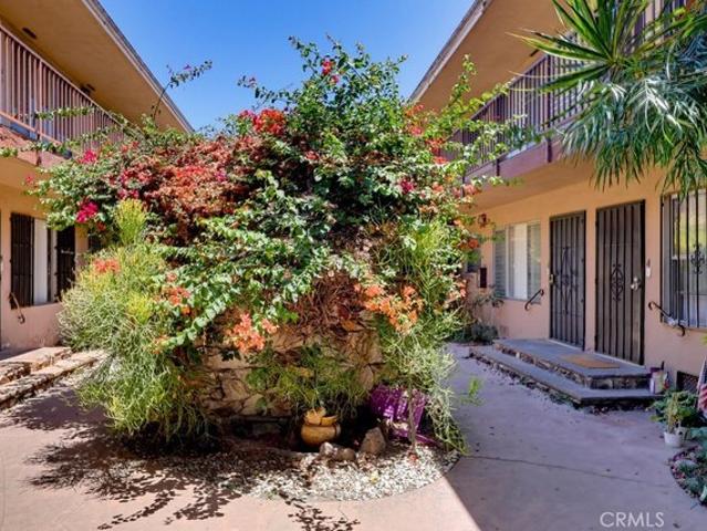 House for sale in Long Beach, California