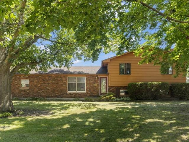 House for sale in Sycamore, Illinois