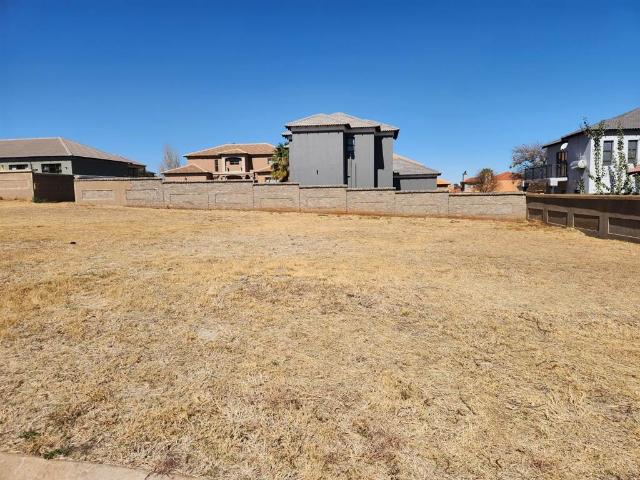 Land for sale in Dr Kenneth Kaunda, North West