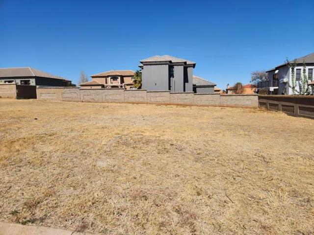 Land for sale in Dr Kenneth Kaunda, North West