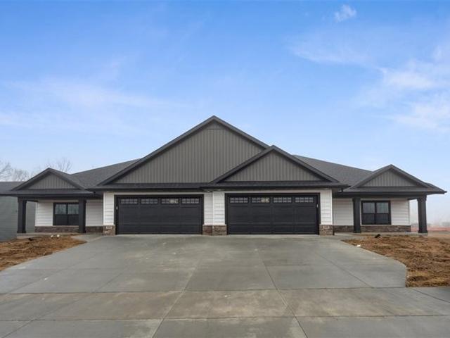 Condo for sale in Iowa City, Iowa