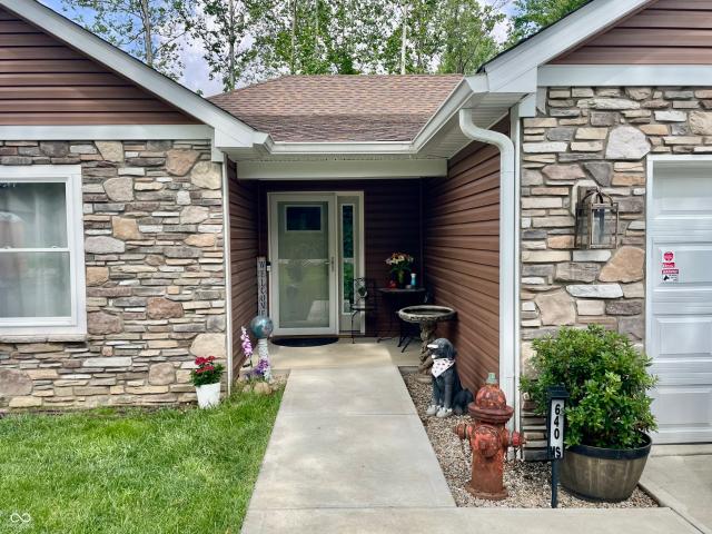 House for sale in Coatesville, Indiana