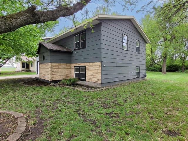 House for sale in Bird Island, Minnesota