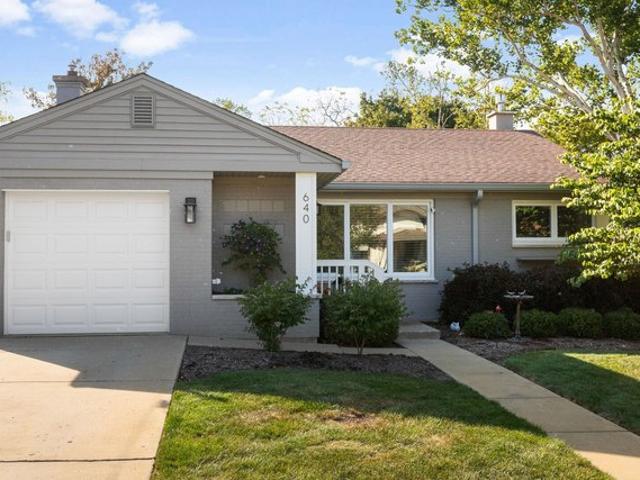 House for sale in Barrington, Illinois