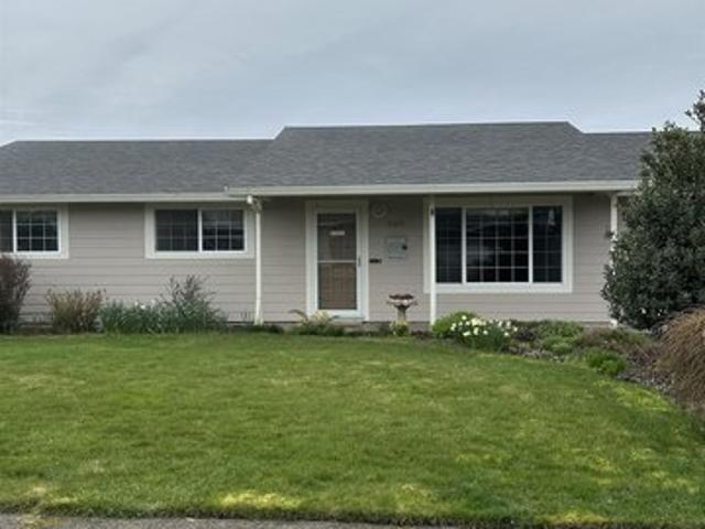 House for sale in Oregonia