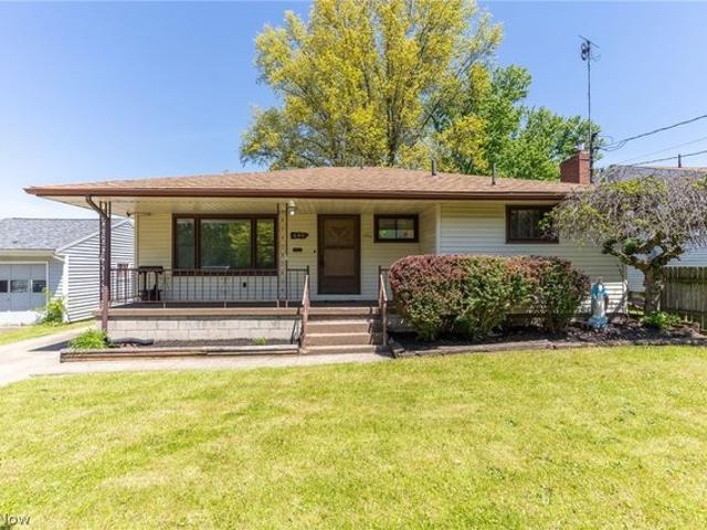 House for sale in Campbell, Ohio