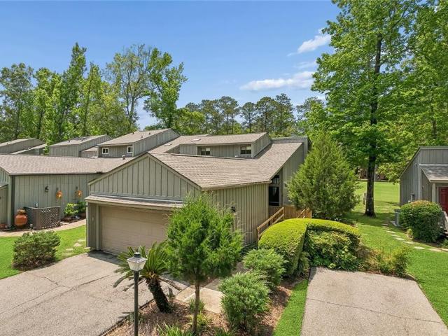 Condo for sale in Mandeville, Louisiana