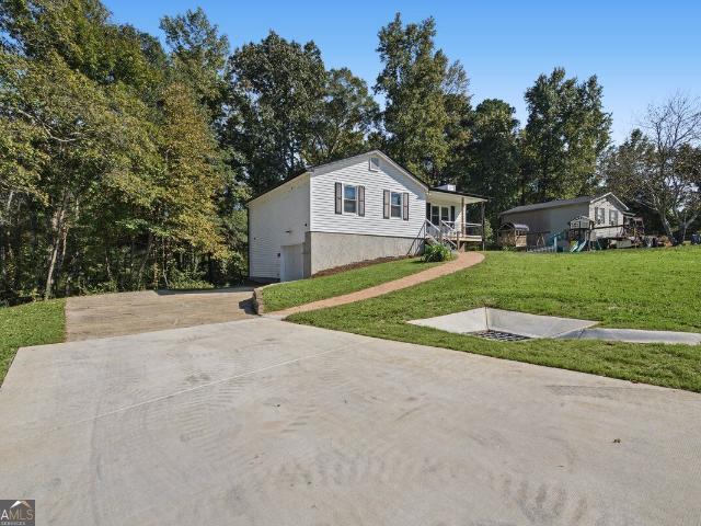 House for sale in Deer Run, Hiram
