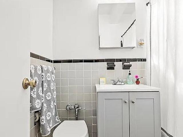 Property for rent in The Bronx, Arverne