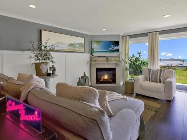 Condo for sale in Solana Beach, California