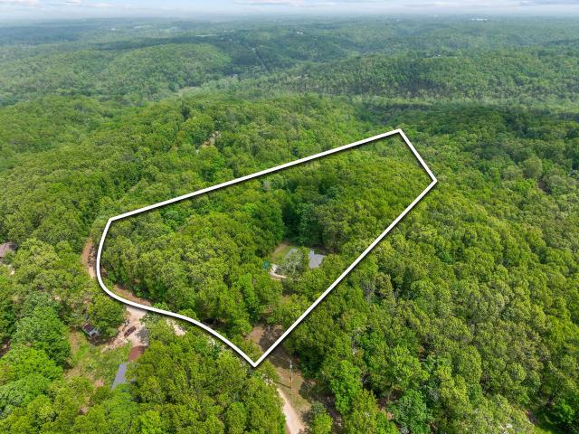 House for sale in Stone, Missouri