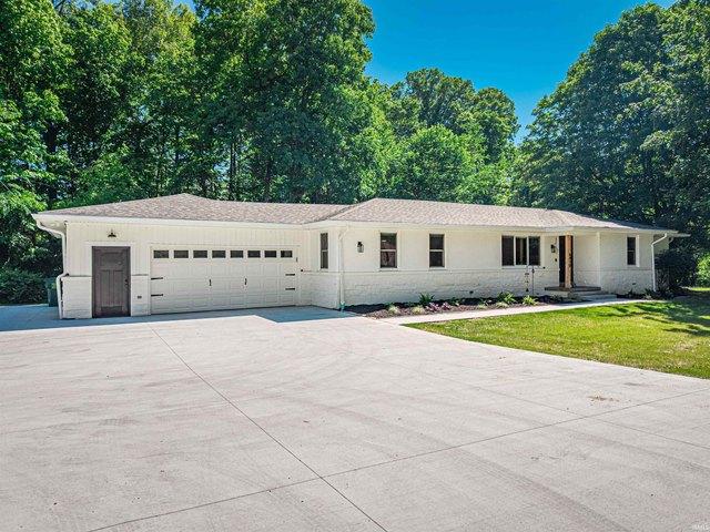House for sale in Evansville, Indiana