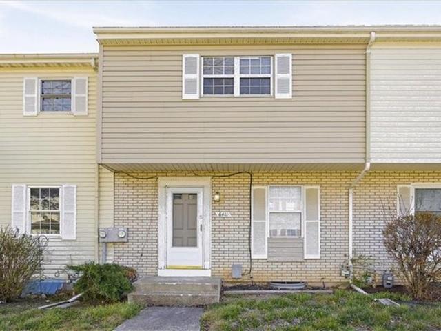 Townhouse for sale in Grandview, Missouri