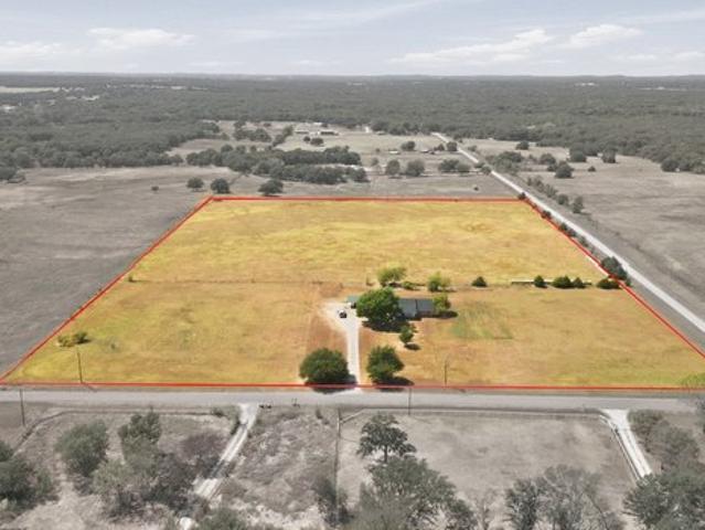 House for sale in Collinsville, Grayson County