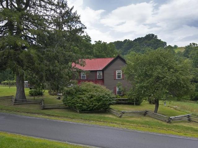 House for sale in Hillsboro, West Virginia