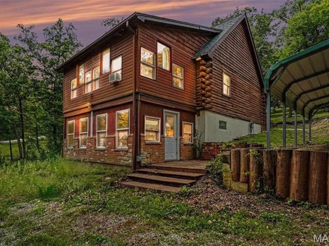 House for sale in Sainte Genevieve, Missouri