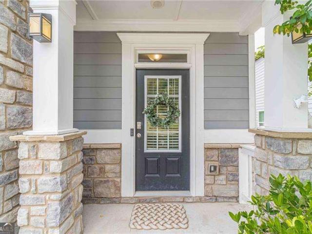 House for sale in Flowery Branch, Georgia