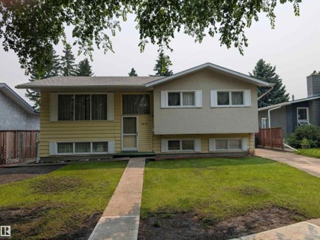 House for sale in Wedgewood, Alberta