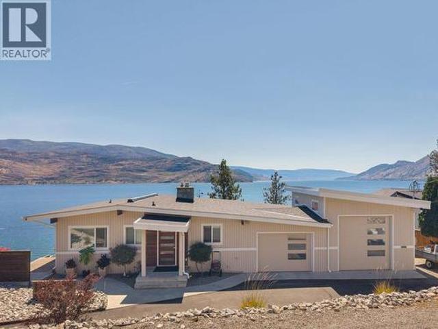 House for sale in Peachland, British Columbia