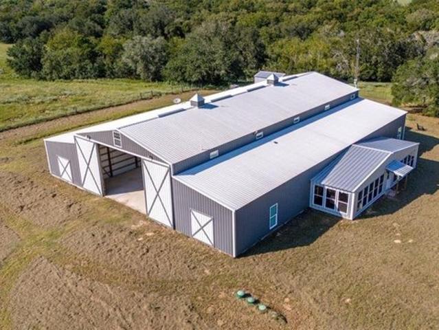 Farm for sale in Waelder, Texas